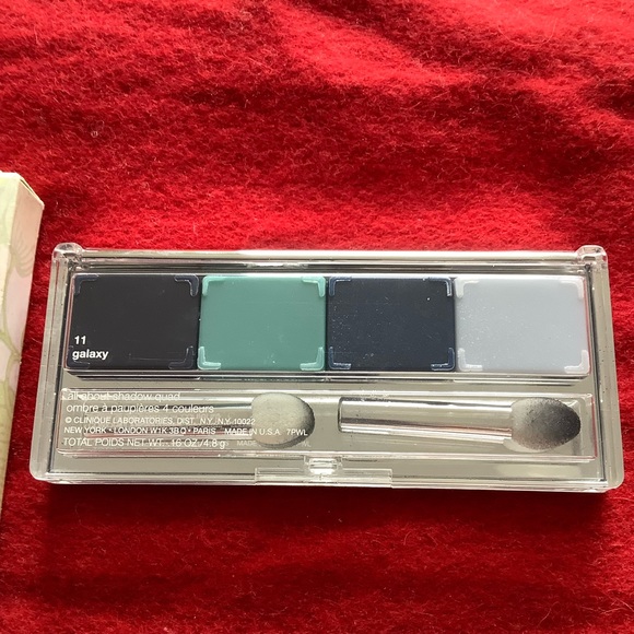 EUC - Clinique “11 Galaxy” Eyeshadow quad, cool tones - Picture 2 of 4